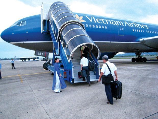 ve-may-bay-gia-re-vietnam-airlines_