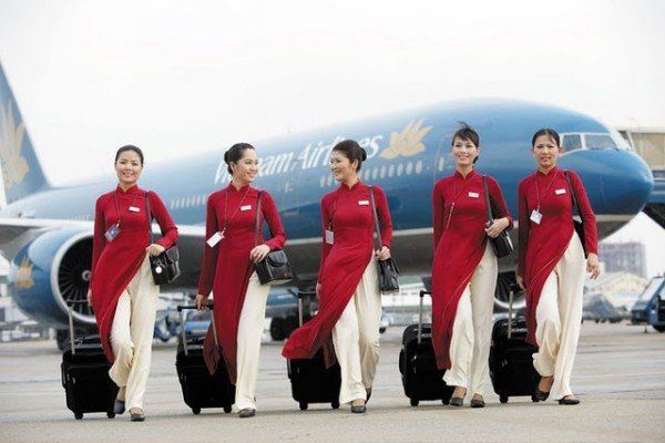 So sánh Vietnam Airlines và Vietjet Air 