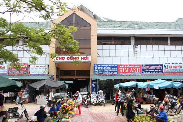 Chợ Đồng Hới: