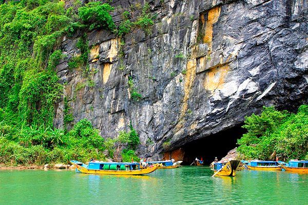 Thời gian bay từ Sài Gòn đến Đồng Hới