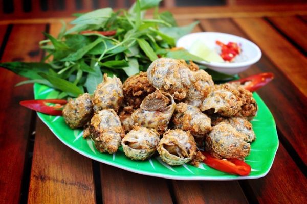 Phố ốc Vĩnh Khánh